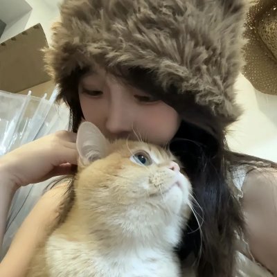 扭曲效应 海报